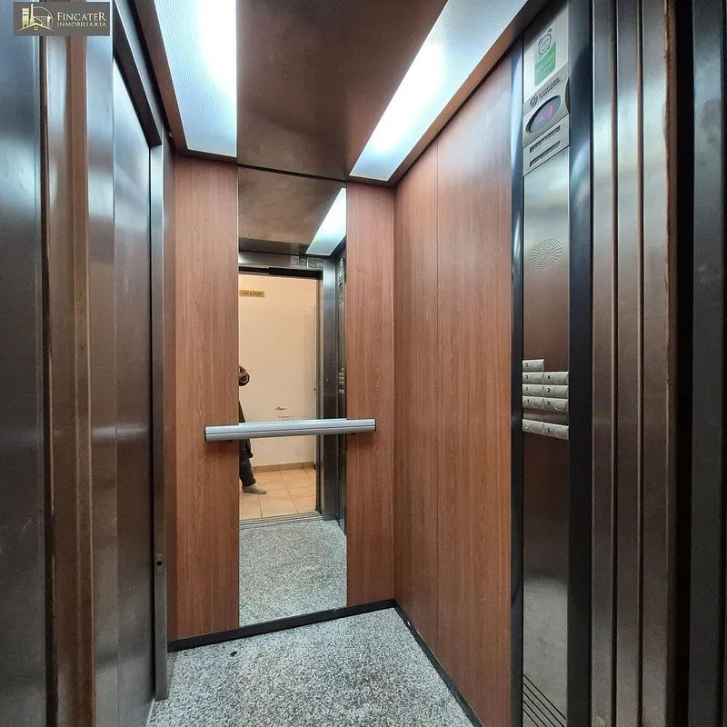 hallway_entrance