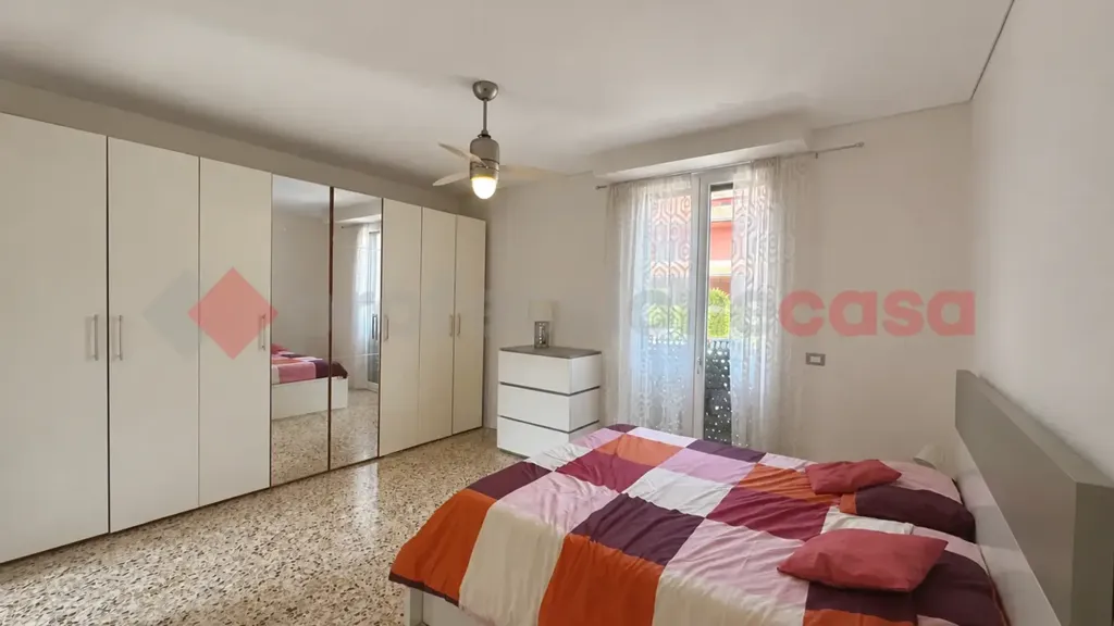Bedrooms - Semi-detached Villa with Central Location in Opera