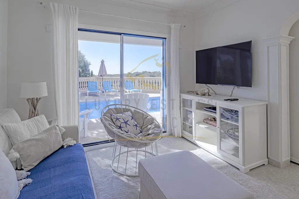 Séjour - Modernised Villa with Sea View in Cala Pi