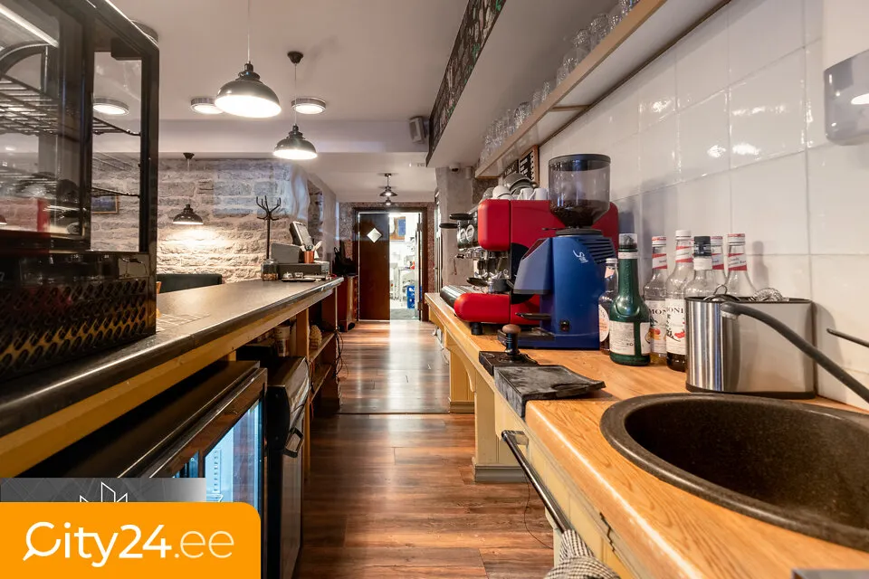 Toad - Loft Office with Storage in Tallinn City Centre
