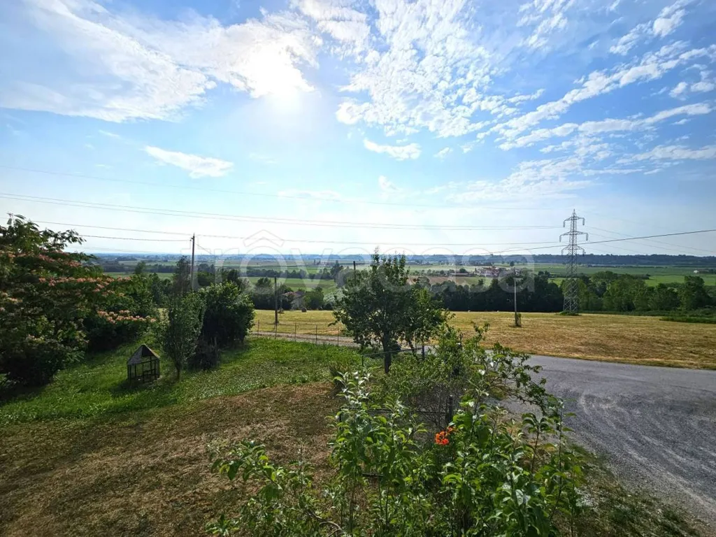 Garden - Rustic Farmhouse with Panoramic View in Bene Vagienna