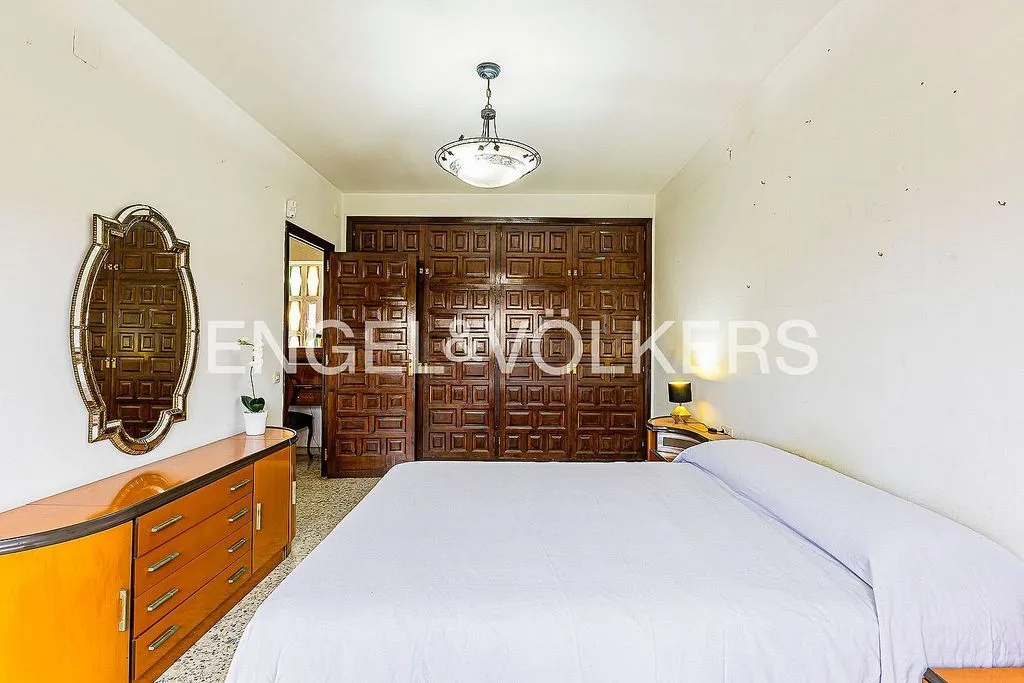 Magamistoad - Single-Storey Chalet with Pool in El Parc de Cubelles