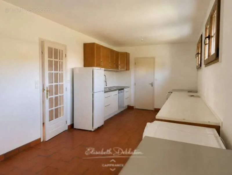 Cuisine - Maison Familiale avec Jardin à Choisy-au-Bac
