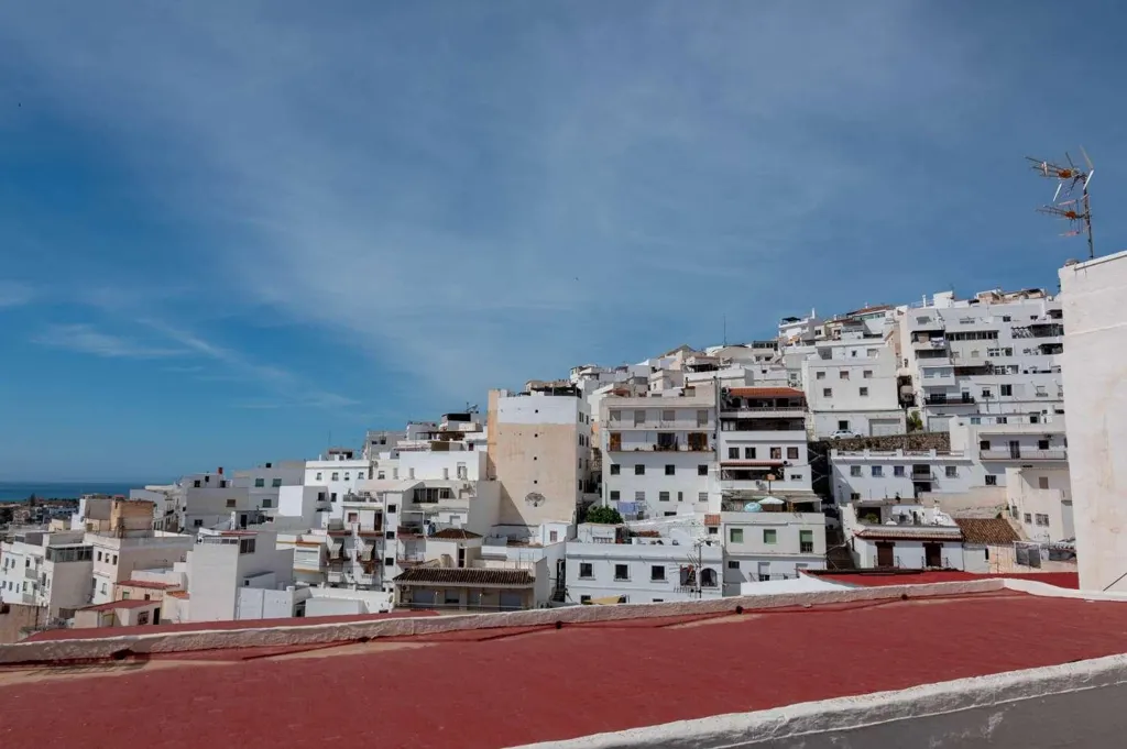 Chalet with Terrace in Salobreña's Old Town