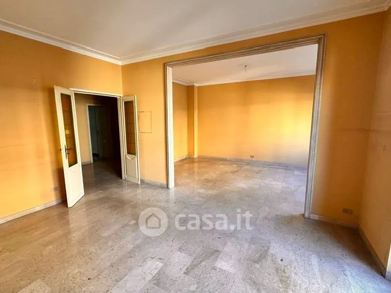 Toad - Spacious Apartment with Balcony in Crocetta, Turin