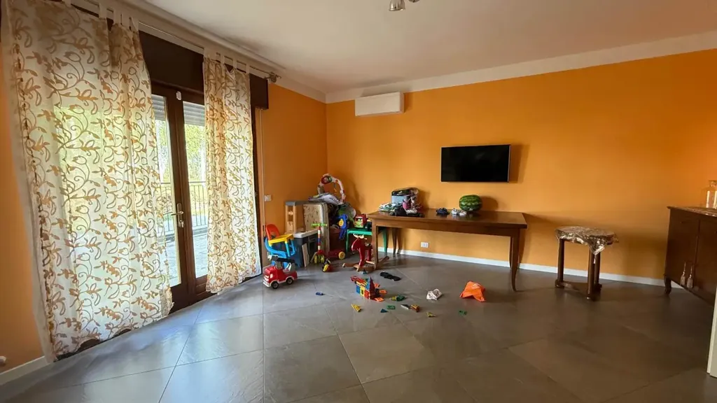 Pièces - Rustic Bifamiliar Villa with Garden in Treviso