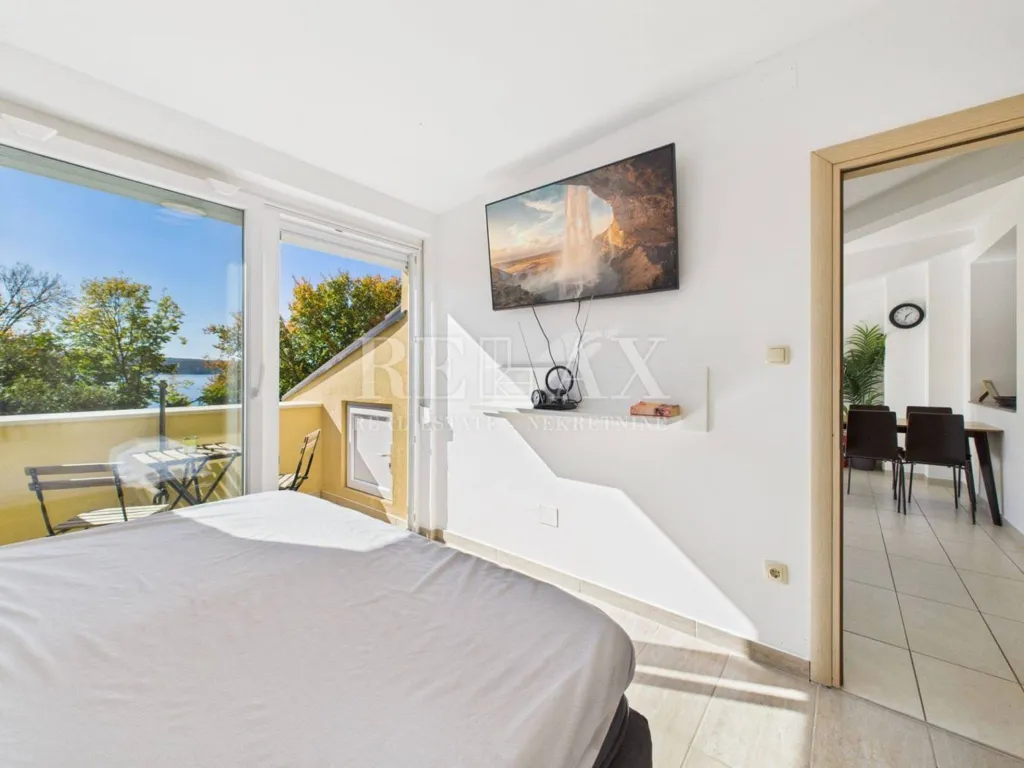 Magamistoad - Apartment with Sea View in Crikvenica Centre