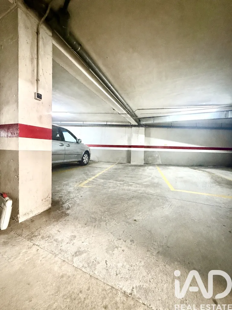 Garaaž - Apartment with Patio in Arteixo