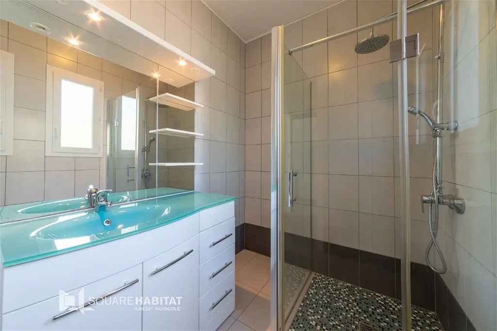 Vannitoad - Contemporary House with Pool in Fontenay-le-Comte