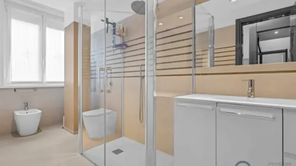 Vannitoad - 3-Bedroom Apartment with Balcony in Milan