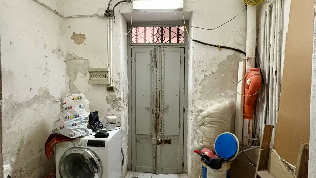 Pesuköök - Studio Flat for Renovation in Palermo