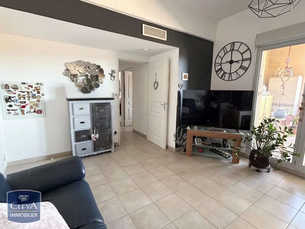 Séjour - Appartement avec Terrasse et Vue à Peynier