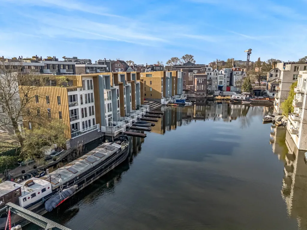 Balcon - Maisonette with Garden in Amsterdam