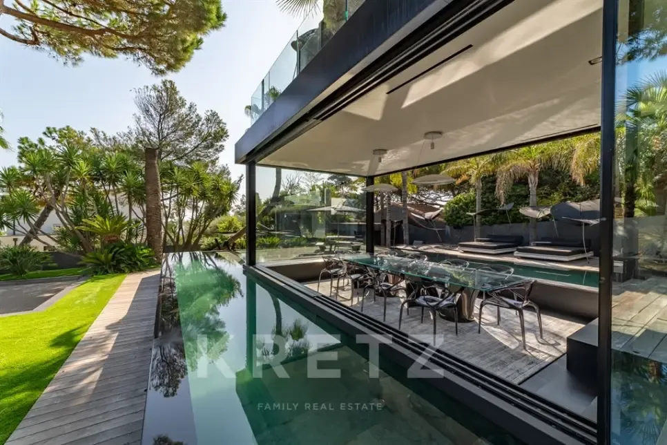 Bassein - Architectural Villa with Sea View in Sète