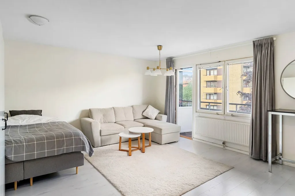 Magamistoad - Bright 1-Bedroom Flat with Balcony in Stockholm