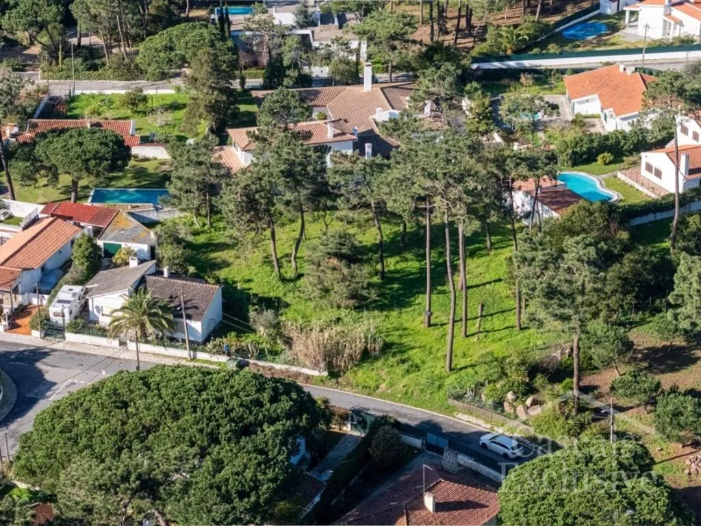 Õhuvaade - Approved Plot for T4 House in Colares, Sintra