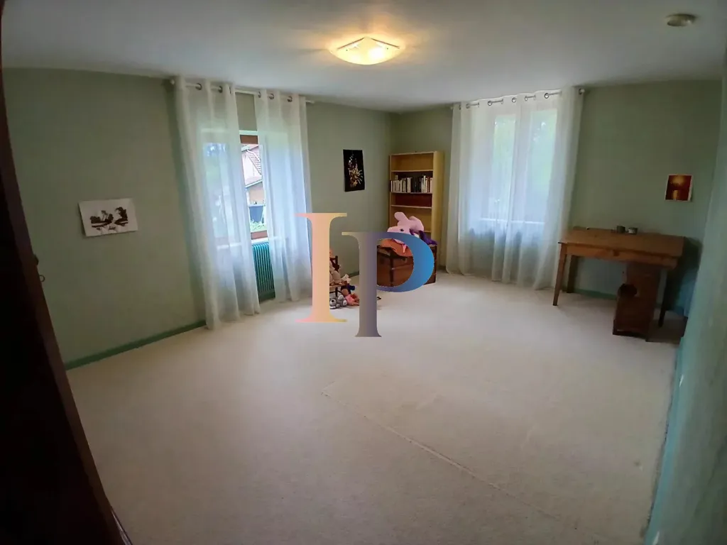 Chambres - Maison avec Parc et Vue Panoramique à Chauffailles