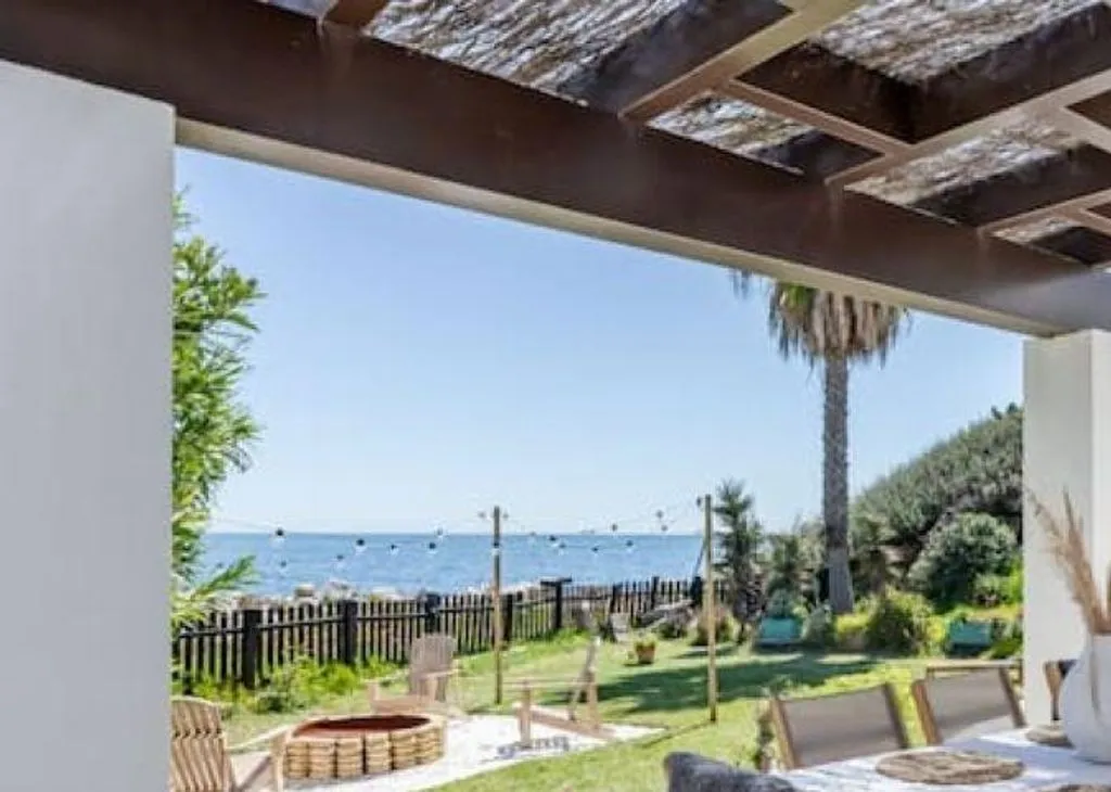 Terrasse - Seaside Villa with Private Beach in Estepona