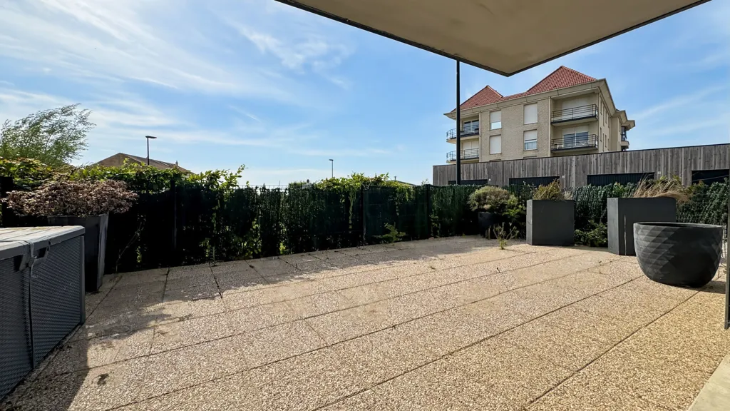 Terrazza - Ground Floor Flat with Private Garden in Coquelles