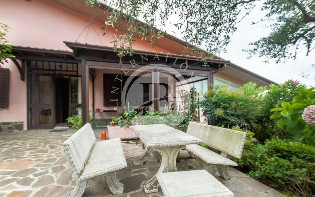 Terrasse - Luxury Villa with Pool in Vezzano Ligure