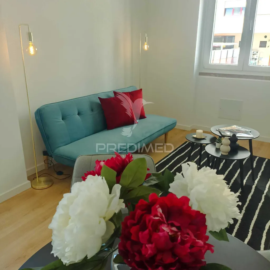 Living Room - Remodelled T2 Apartment with Large Storage in Benfica