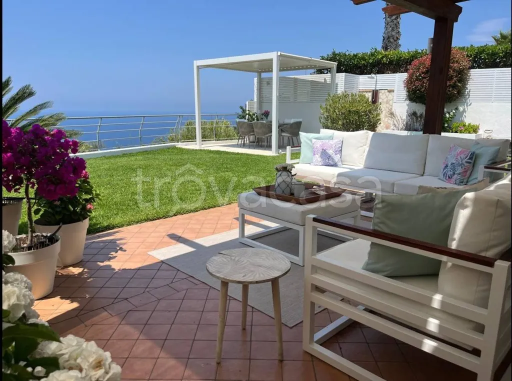 Terrasse - Bifamiliar Villa with Sea View in Zambrone