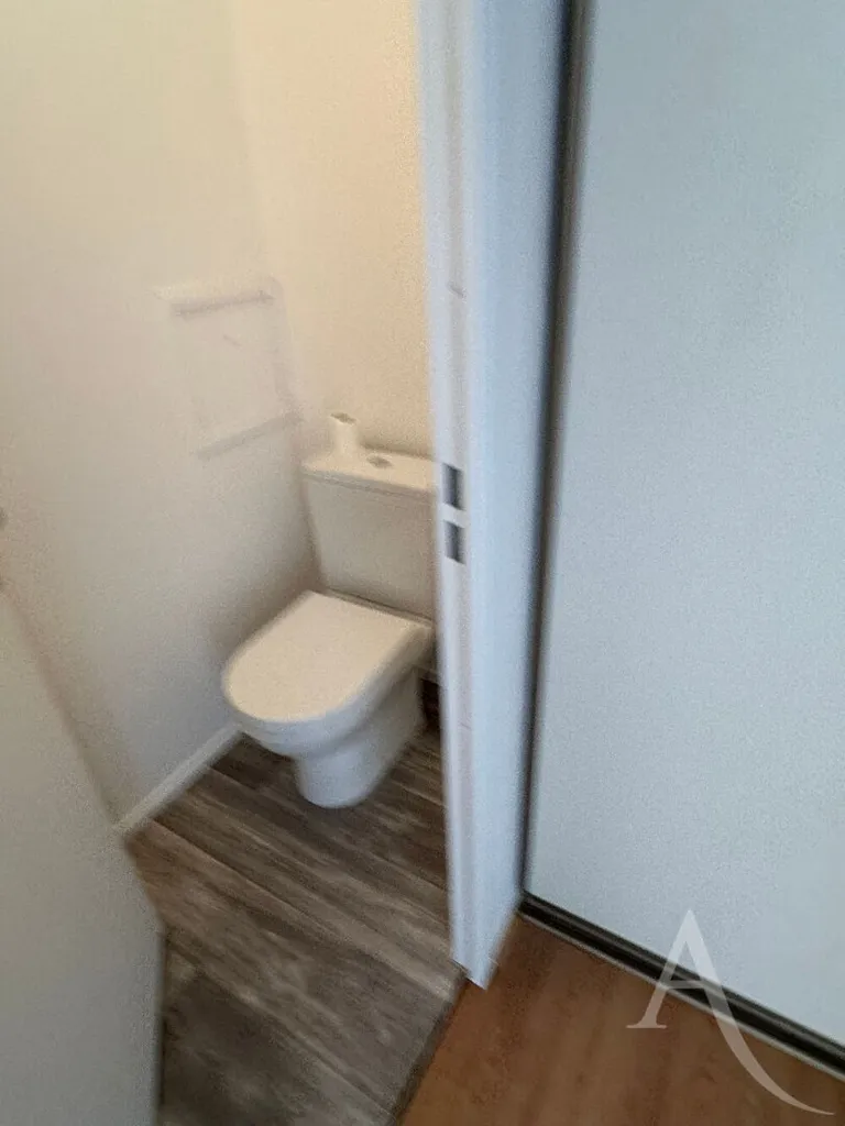 Bagni - 2-Bedroom Apartment with Balcony in Toulouse