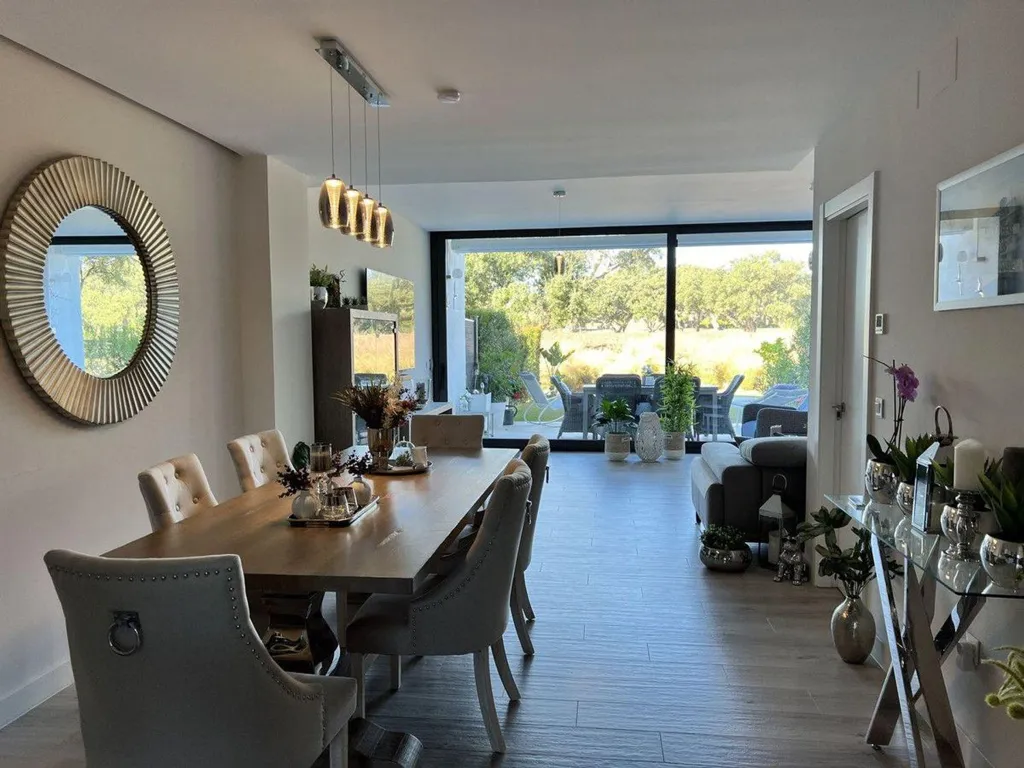 Sala da pranzo - Modern Villa with Golf View in San Roque