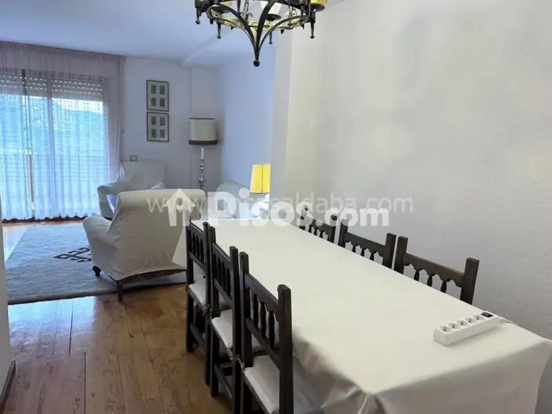 Salle à manger - Apartment with Terrace in Paseo de la Constitución