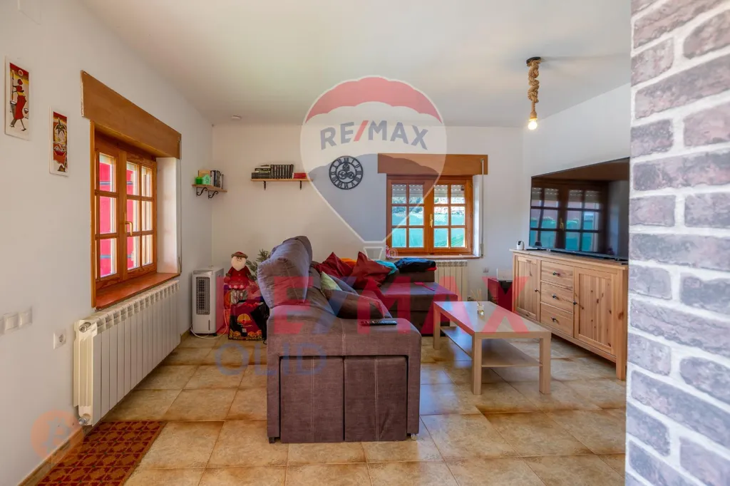 Elutuba - Detached House with Garden in Traspinedo