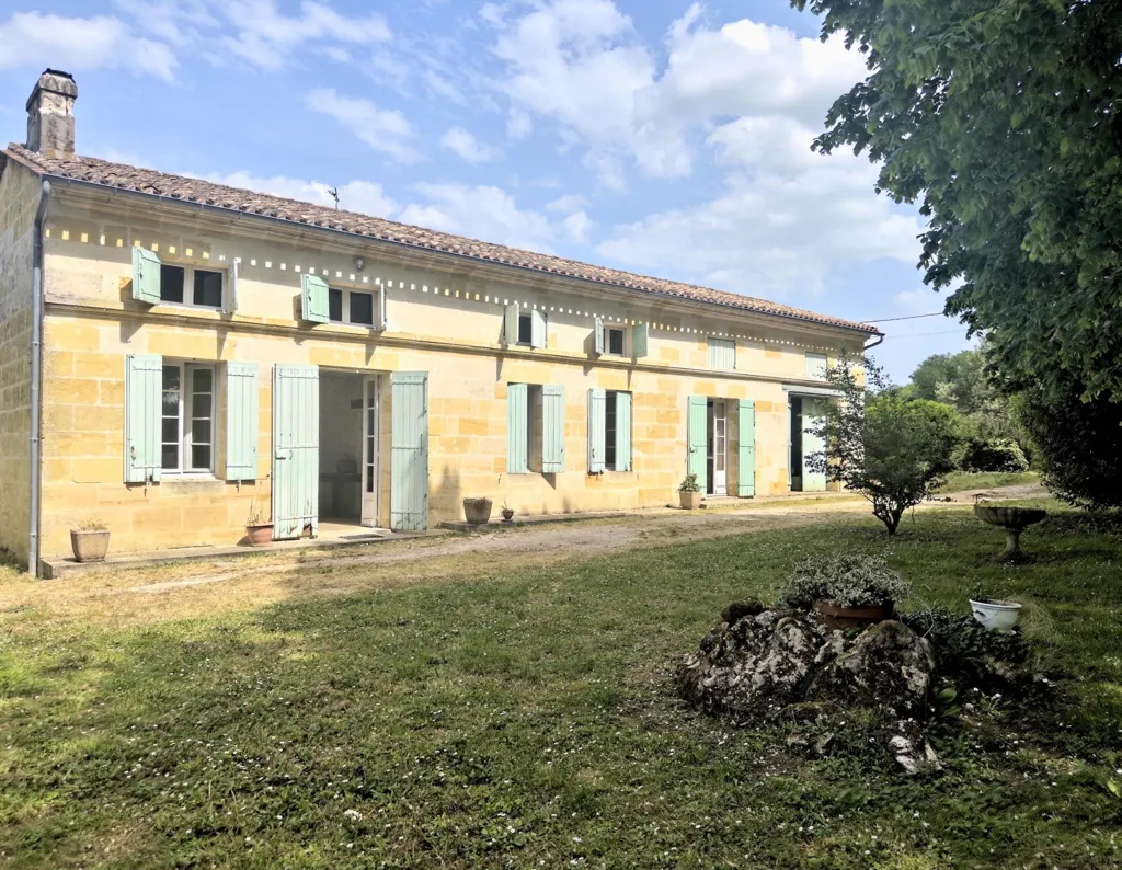 Extérieur - Maison de charme avec dépendances à Nérigean