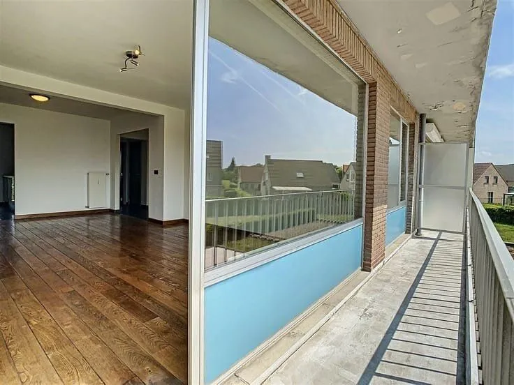 Balcon - Appartement à Bost, Tienen, près de Kennedypark