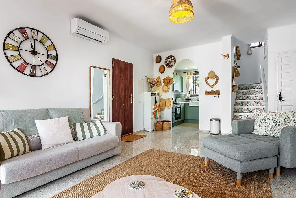 Séjour - Semi-detached House with Pool in Capistrano