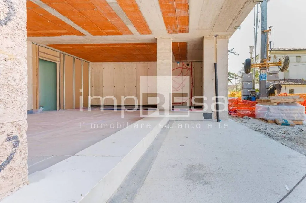 Toad - New Luxury Villa with Private Garden in Silea