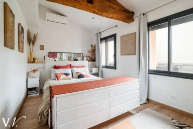 Chambres - Maison Rénovée avec Piscine et Terrasse au Sud