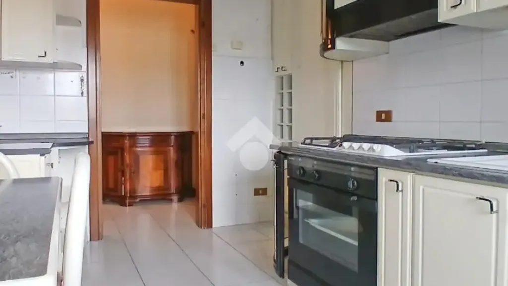 Cuisine - Triplex with Balconies in Cassano D'Adda