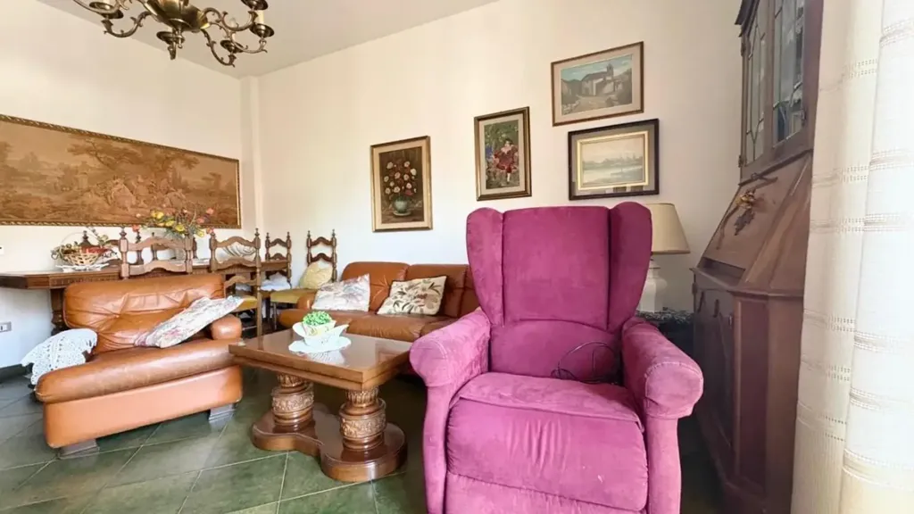 Soggiorno - Apartment with Terraces in Sovigliana, Vinci