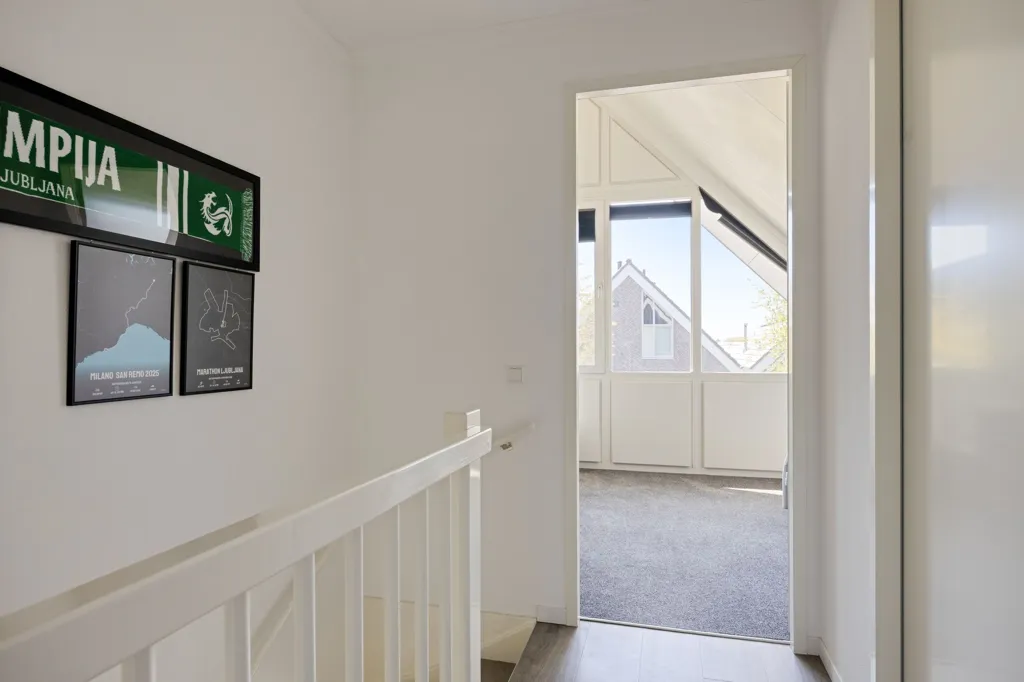 hallway_entrance
