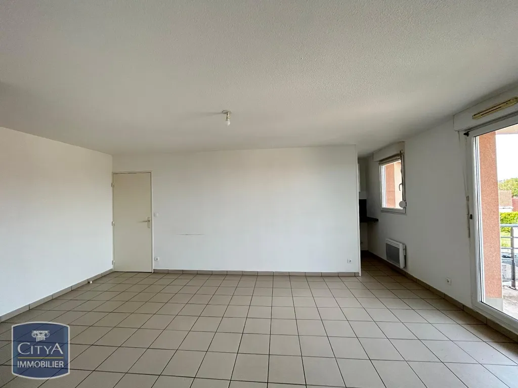 Toad - Quiet Apartment with Balcony in Folschviller