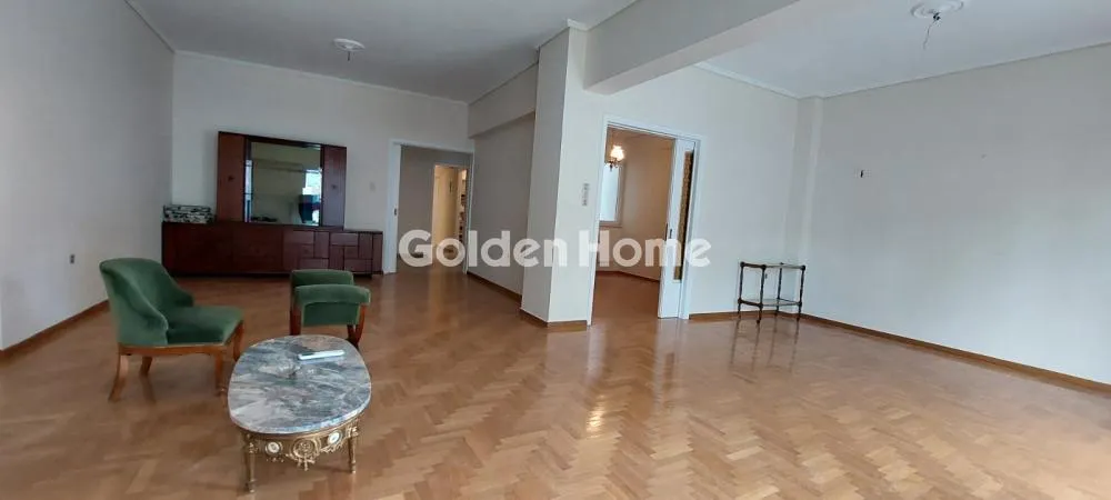 Elutuba - Bright Apartment with Balconies in Pagkrati