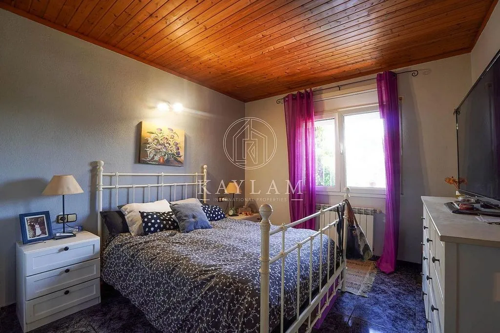 Magamistoad - Rustic Chalet with Pool in Lloret de Mar