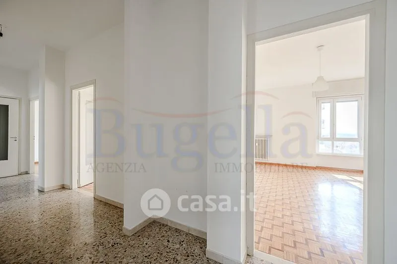 Entrée - Rear-Facing Apartment with Balcony in Cossato