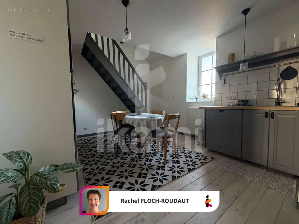 Cuisine - Appartement T2 avec Balcon à Pont Aven