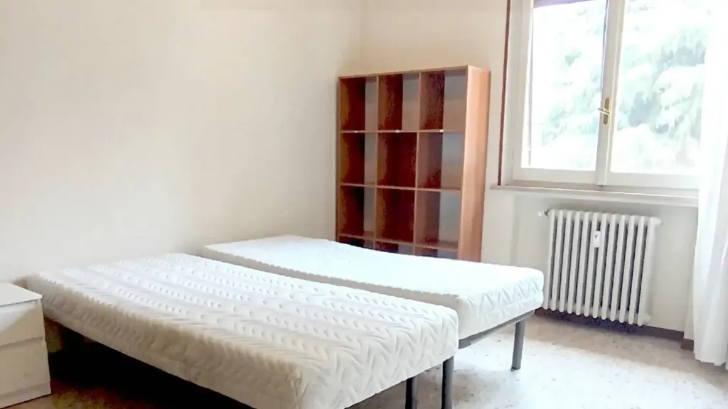 Chambres - Studio Apartment with Balcony in Parma