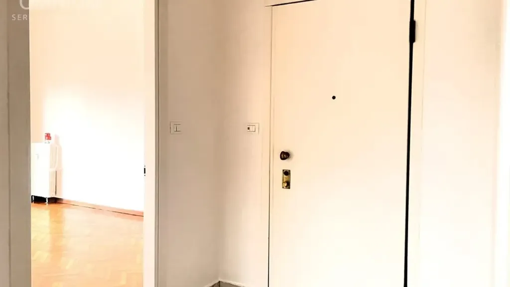 hallway_entrance