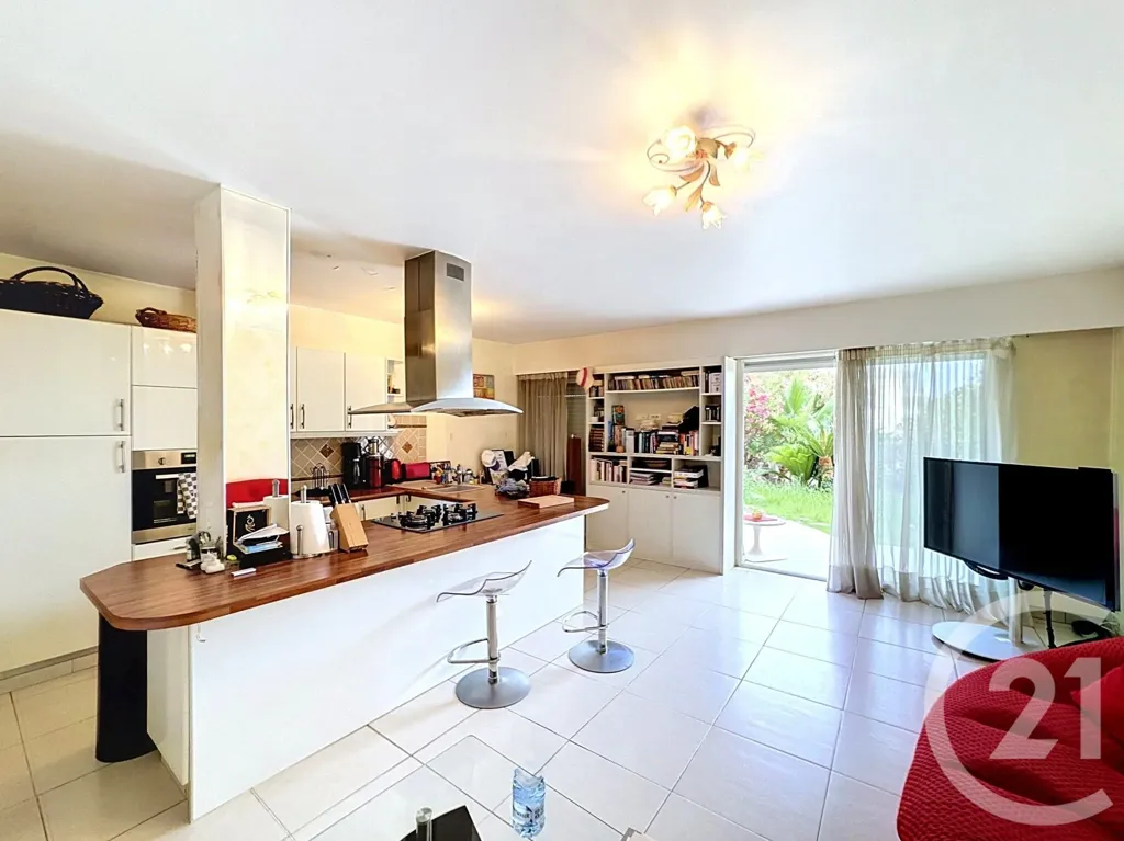 Köök - 3-Room Apartment with Garden in Cannes
