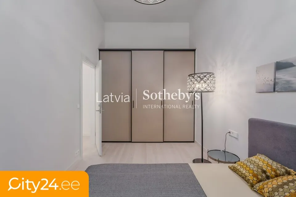 Magamistoad - 2-Bedroom Apartment with National Library View in Riga