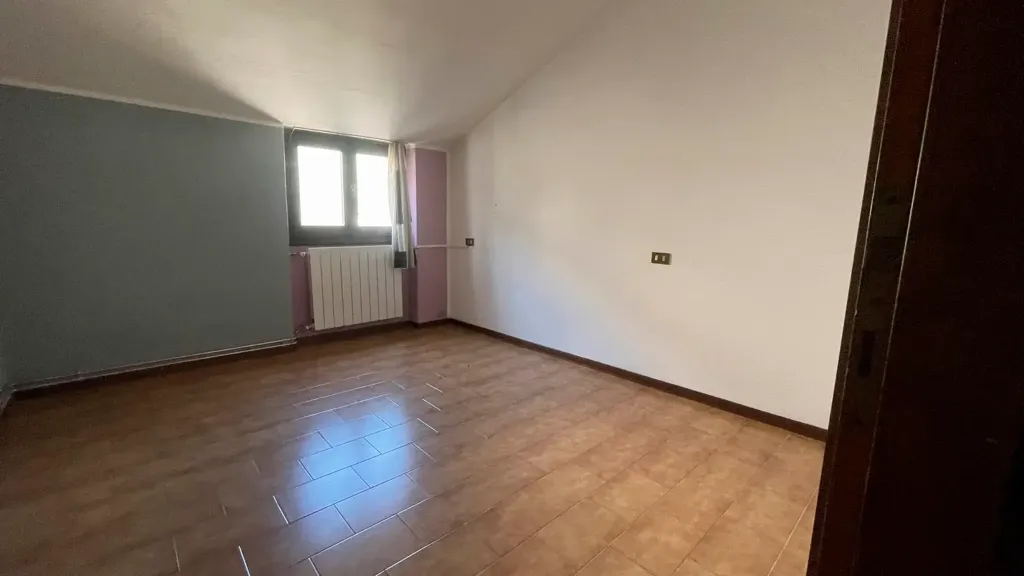 Pièces - Multi-Level House with Private Garden in Talamona