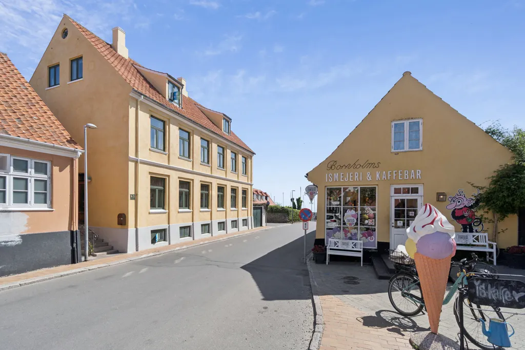 Esterno - Historic Apartment with Harbour View in Svaneke