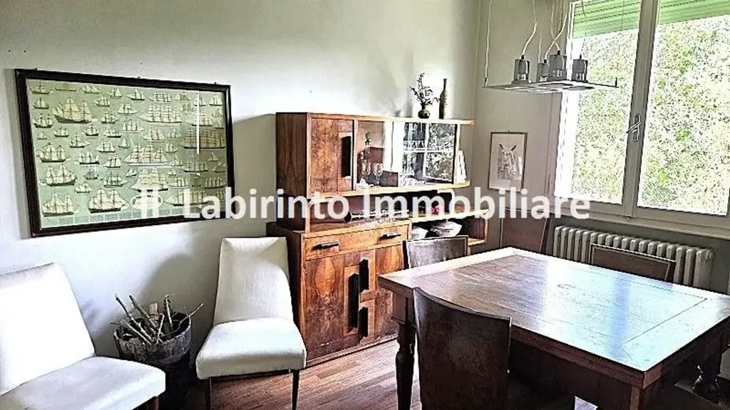 Söögituba - Bifamiliare with Private Garden in Faenza